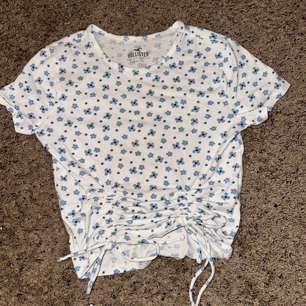 Hollister White and Blue Ruched Tie Front Crop Tee